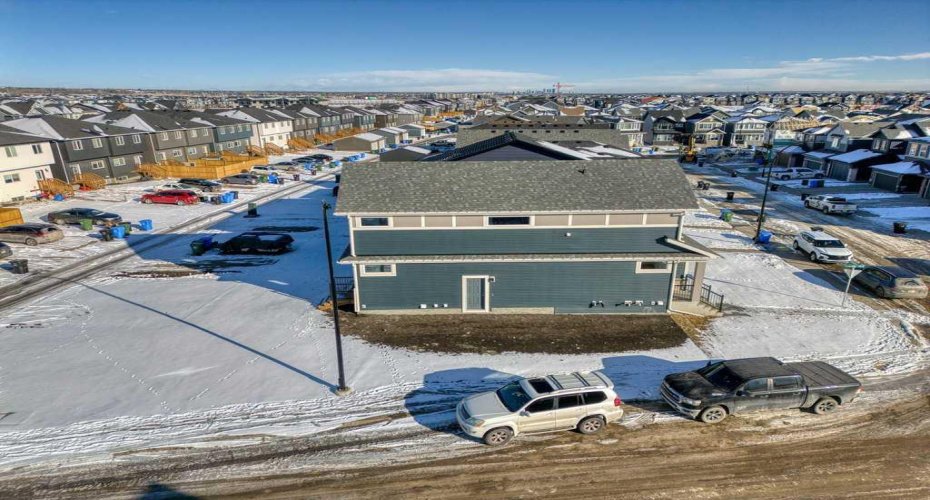 105 Creekstone Manor, Calgary, Alberta T2X 5W5, 4 Bedrooms Bedrooms, ,3 BathroomsBathrooms,Residential,For Sale,Creekstone,A2297741