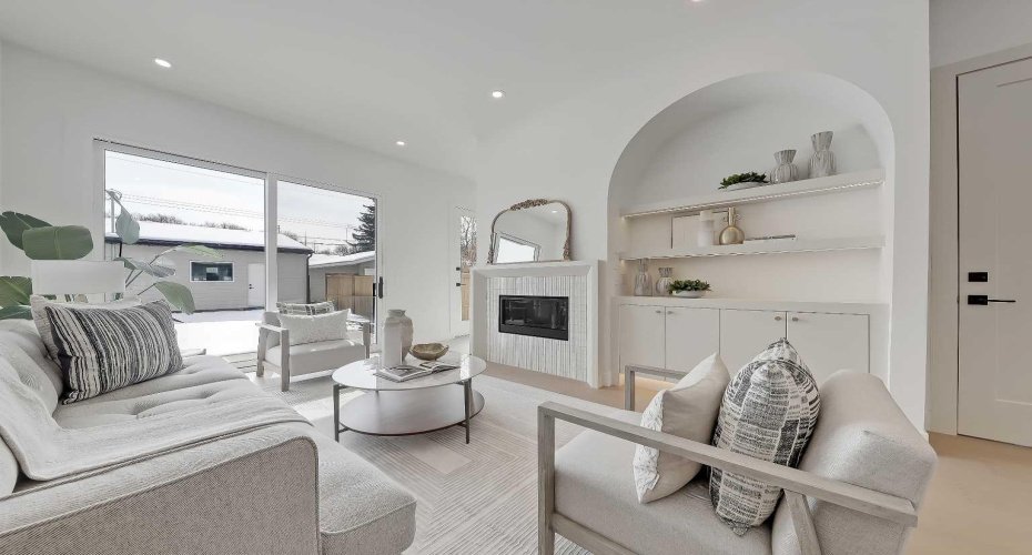 419 22 Avenue, Calgary, Alberta T2M 1N4, 4 Bedrooms Bedrooms, ,4 BathroomsBathrooms,Residential,For Sale,22,A2297913