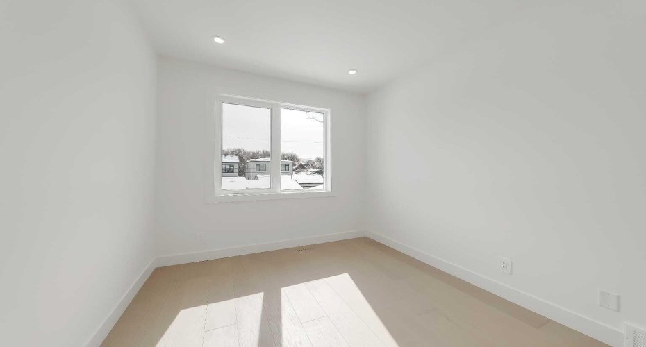 419 22 Avenue, Calgary, Alberta T2M 1N4, 4 Bedrooms Bedrooms, ,4 BathroomsBathrooms,Residential,For Sale,22,A2297913