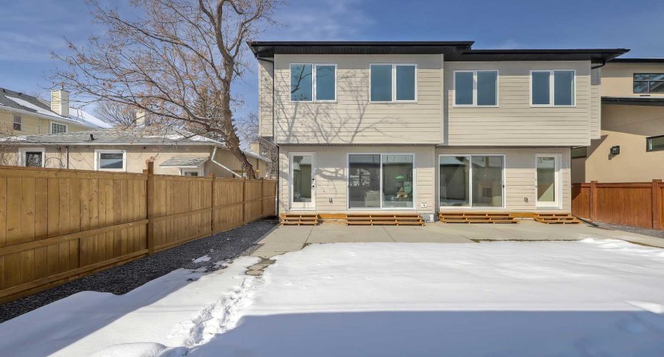 419 22 Avenue, Calgary, Alberta T2M 1N4, 4 Bedrooms Bedrooms, ,4 BathroomsBathrooms,Residential,For Sale,22,A2297913