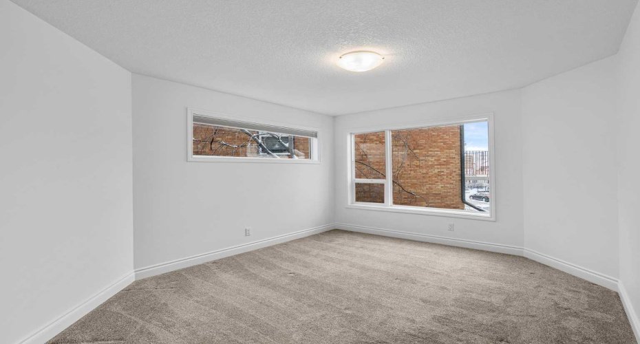 2040 35 Avenue, Calgary, Alberta T2T 2E1, 2 Bedrooms Bedrooms, ,2 BathroomsBathrooms,Residential,For Sale,35,A2298856