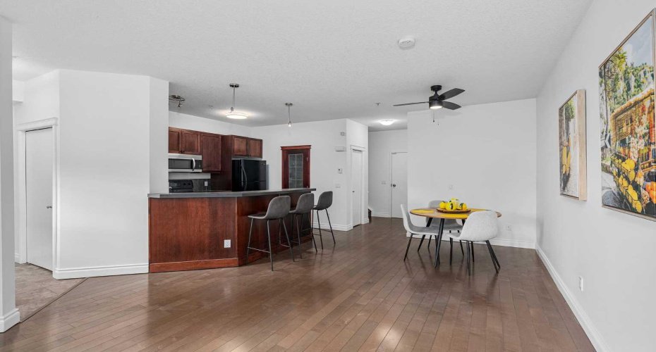 2040 35 Avenue, Calgary, Alberta T2T 2E1, 2 Bedrooms Bedrooms, ,2 BathroomsBathrooms,Residential,For Sale,35,A2298856