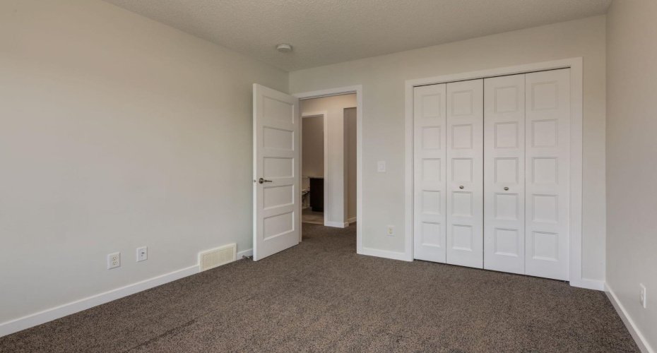 Both bedrooms are a good size and good sized closets