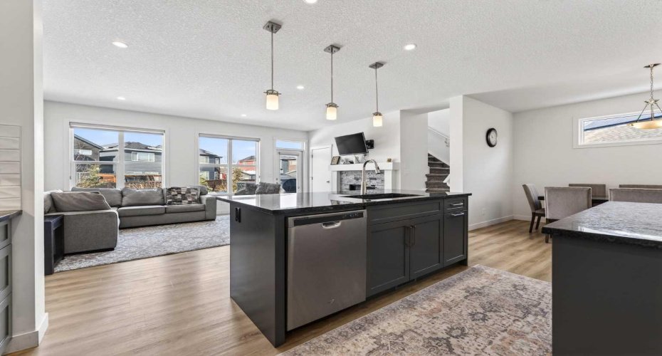 83 Seton Heath, Calgary, Alberta T3M 3G2, 6 Bedrooms Bedrooms, ,5 BathroomsBathrooms,Residential,For Sale,Seton,A2298200