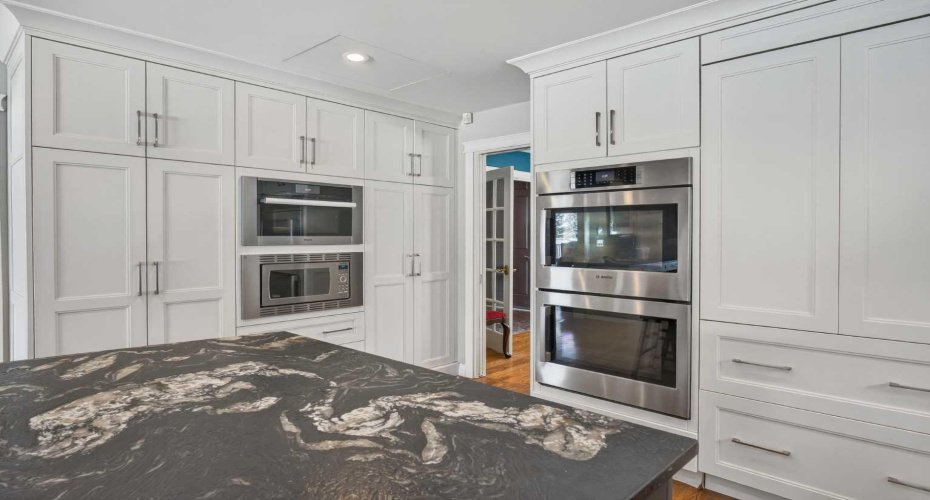 12 Midpark Place, Calgary, Alberta T2X 1N6, 4 Bedrooms Bedrooms, ,3 BathroomsBathrooms,Residential,For Sale,Midpark,A2299105