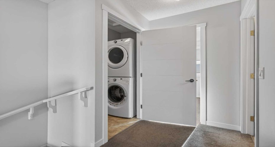 218 Sherwood Square, Calgary, Alberta T3R 0Y2, 2 Bedrooms Bedrooms, ,3 BathroomsBathrooms,Residential,For Sale,Sherwood,A2295383