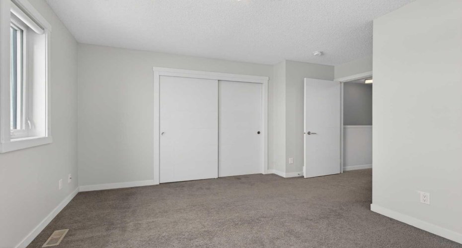 218 Sherwood Square, Calgary, Alberta T3R 0Y2, 2 Bedrooms Bedrooms, ,3 BathroomsBathrooms,Residential,For Sale,Sherwood,A2295383