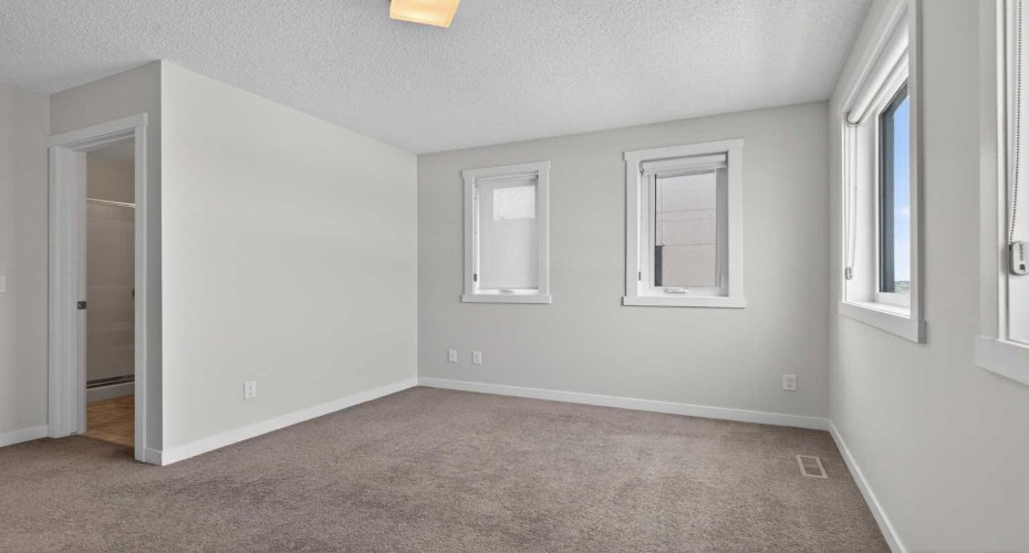 218 Sherwood Square, Calgary, Alberta T3R 0Y2, 2 Bedrooms Bedrooms, ,3 BathroomsBathrooms,Residential,For Sale,Sherwood,A2295383