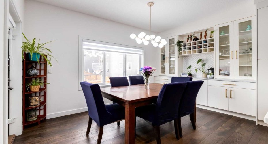 305 Kinniburgh Cove, Chestermere, Alberta T1X 0Y7, 6 Bedrooms Bedrooms, ,5 BathroomsBathrooms,Residential,For Sale,Kinniburgh,A2299246