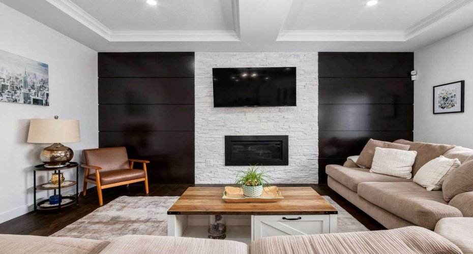 305 Kinniburgh Cove, Chestermere, Alberta T1X 0Y7, 6 Bedrooms Bedrooms, ,5 BathroomsBathrooms,Residential,For Sale,Kinniburgh,A2299246