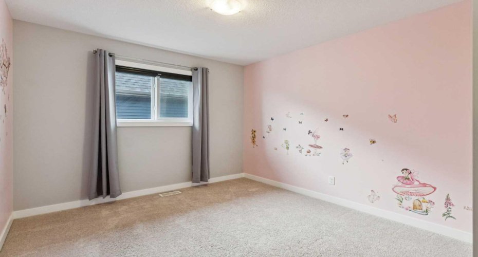 171 Kinniburgh Road, Chestermere, Alberta T1X0T8, 4 Bedrooms Bedrooms, ,4 BathroomsBathrooms,Residential,For Sale,Kinniburgh,A2283811