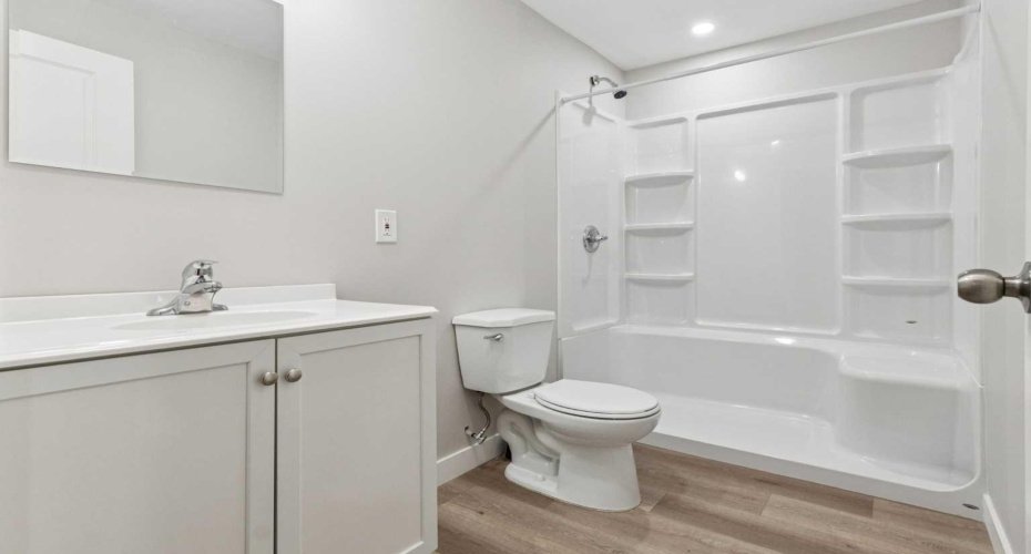 171 Kinniburgh Road, Chestermere, Alberta T1X0T8, 4 Bedrooms Bedrooms, ,4 BathroomsBathrooms,Residential,For Sale,Kinniburgh,A2283811