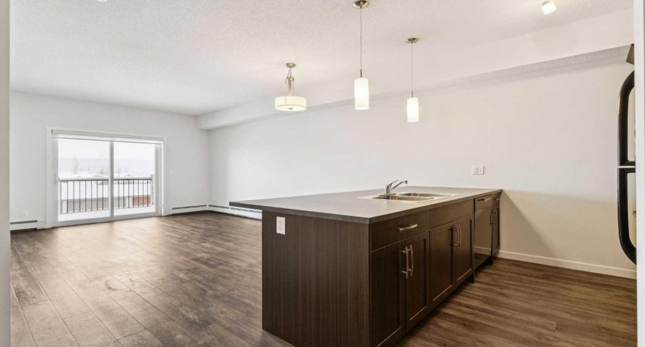 101 Sunset Drive, Cochrane, Alberta T4C0W7, 1 Bedroom Bedrooms, ,1 BathroomBathrooms,Residential,For Sale,Sunset,A2289279