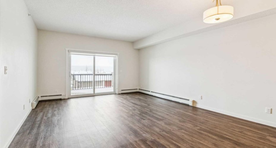 101 Sunset Drive, Cochrane, Alberta T4C0W7, 1 Bedroom Bedrooms, ,1 BathroomBathrooms,Residential,For Sale,Sunset,A2289279