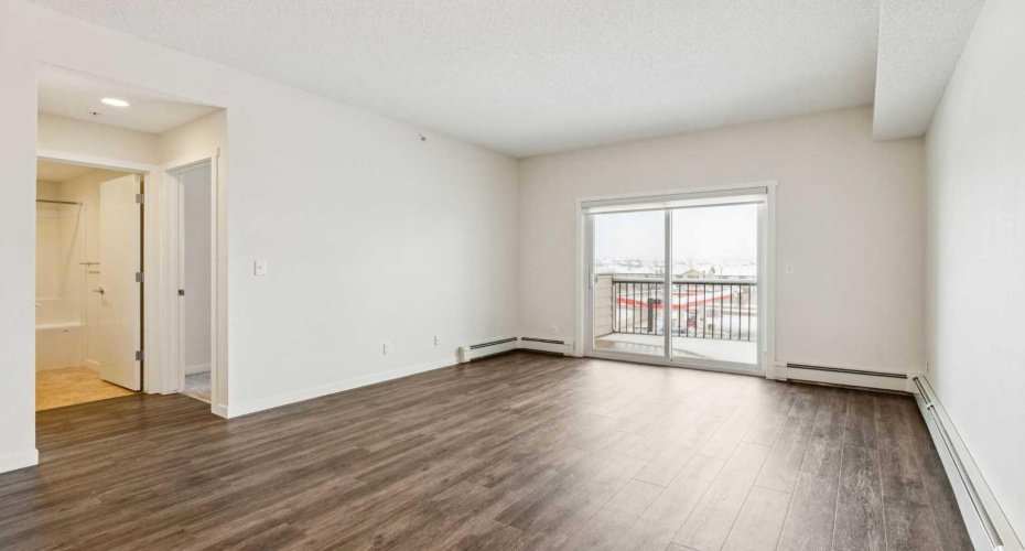 101 Sunset Drive, Cochrane, Alberta T4C0W7, 1 Bedroom Bedrooms, ,1 BathroomBathrooms,Residential,For Sale,Sunset,A2289279