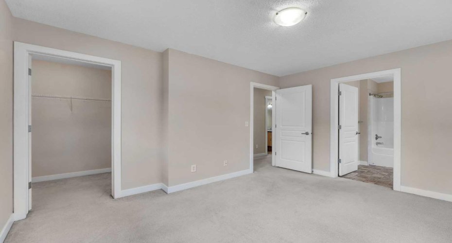 9 Cimarron Vista Gardens, Okotoks, Alberta T1s0G2, 3 Bedrooms Bedrooms, ,3 BathroomsBathrooms,Residential,For Sale,Cimarron Vista,A2299737