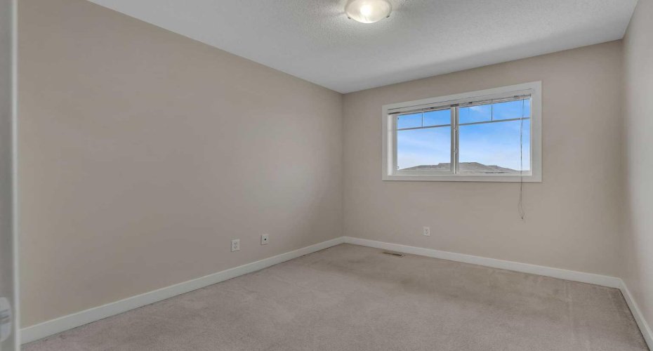 9 Cimarron Vista Gardens, Okotoks, Alberta T1s0G2, 3 Bedrooms Bedrooms, ,3 BathroomsBathrooms,Residential,For Sale,Cimarron Vista,A2299737
