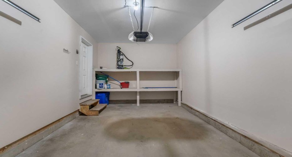 9 Cimarron Vista Gardens, Okotoks, Alberta T1s0G2, 3 Bedrooms Bedrooms, ,3 BathroomsBathrooms,Residential,For Sale,Cimarron Vista,A2299737