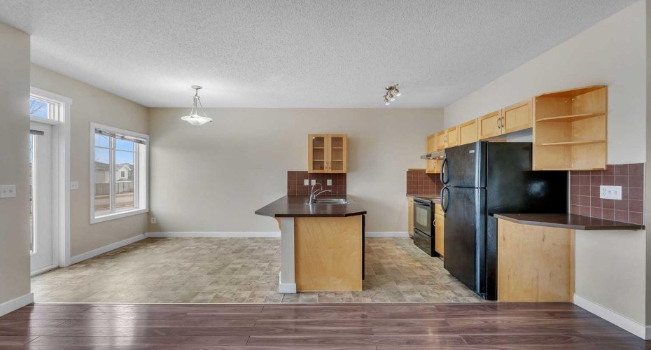 9 Cimarron Vista Gardens, Okotoks, Alberta T1s0G2, 3 Bedrooms Bedrooms, ,3 BathroomsBathrooms,Residential,For Sale,Cimarron Vista,A2299737