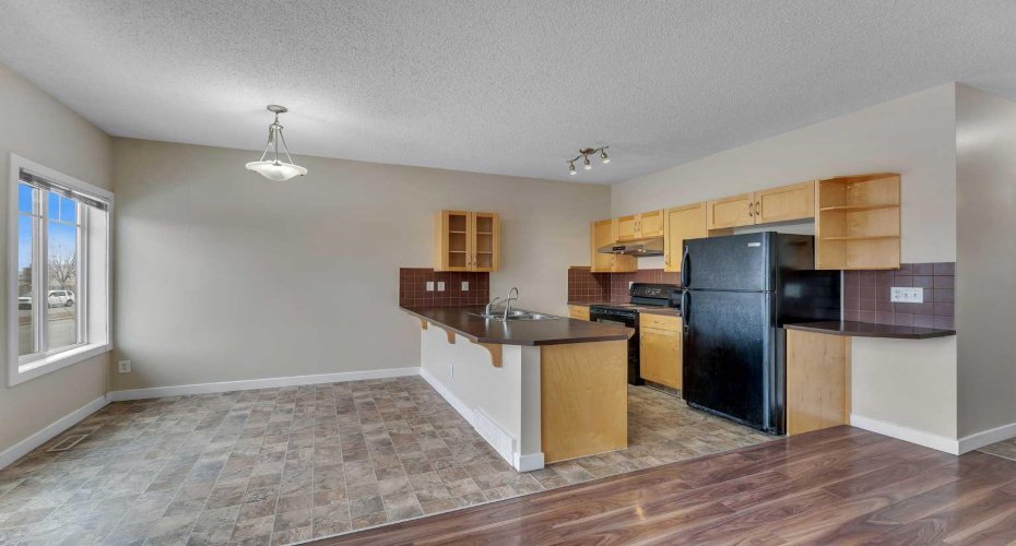 9 Cimarron Vista Gardens, Okotoks, Alberta T1s0G2, 3 Bedrooms Bedrooms, ,3 BathroomsBathrooms,Residential,For Sale,Cimarron Vista,A2299737