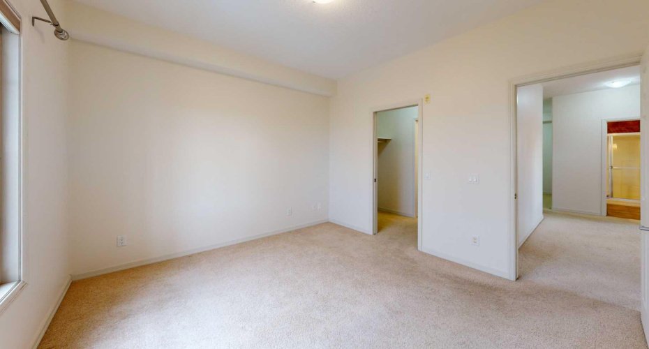 92 Crystal Shores Road, Okotoks, Alberta T1S2N2, 2 Bedrooms Bedrooms, ,2 BathroomsBathrooms,Residential,For Sale,Crystal Shores,A2300084