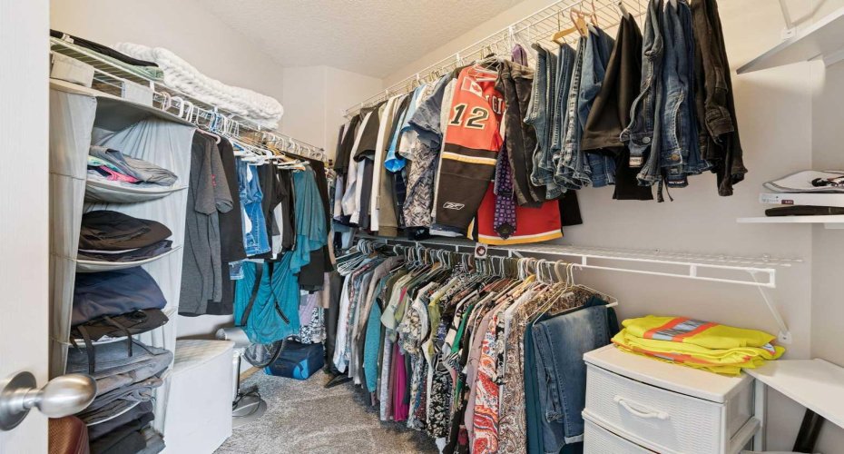 Walk In Closet