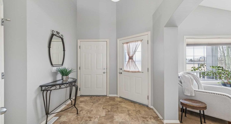 328 Cove Road, Chestermere, Alberta T1X 1L5, 3 Bedrooms Bedrooms, ,3 BathroomsBathrooms,Residential,For Sale,Cove,A2299403