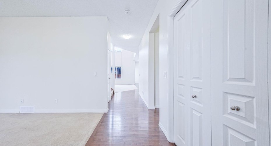 393 Windermere Drive, Chestermere, Alberta T1X0C6, 4 Bedrooms Bedrooms, ,4 BathroomsBathrooms,Residential,For Sale,Windermere,A2300004