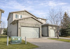 720 Willowbrook Road, Airdrie, Alberta T4B 2Y9, 4 Bedrooms Bedrooms, ,4 BathroomsBathrooms,Residential,For Sale,Willowbrook,A2295006
