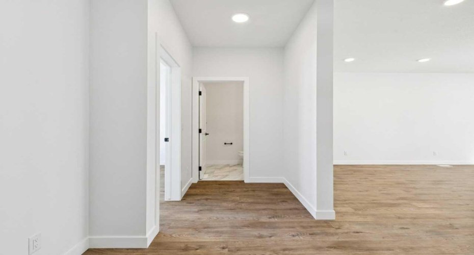 339 Fireside Drive, Cochrane, Alberta T4C 3E1, 3 Bedrooms Bedrooms, ,3 BathroomsBathrooms,Residential,For Sale,Fireside,A2300400