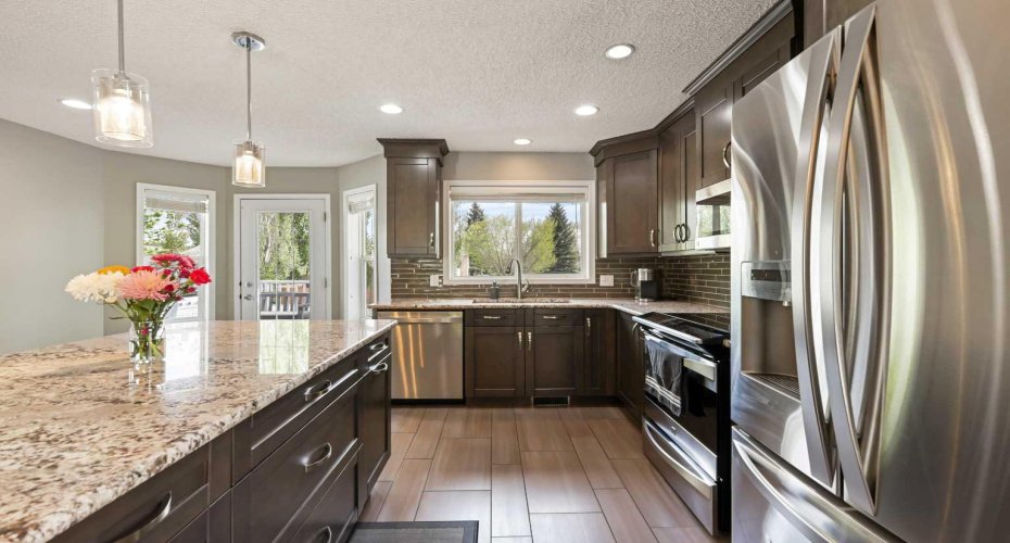 11 Strathmore Lakes Crescent, Strathmore, Alberta T1P 1L7, 5 Bedrooms Bedrooms, ,3 BathroomsBathrooms,Residential,For Sale,Strathmore Lakes,A2300402