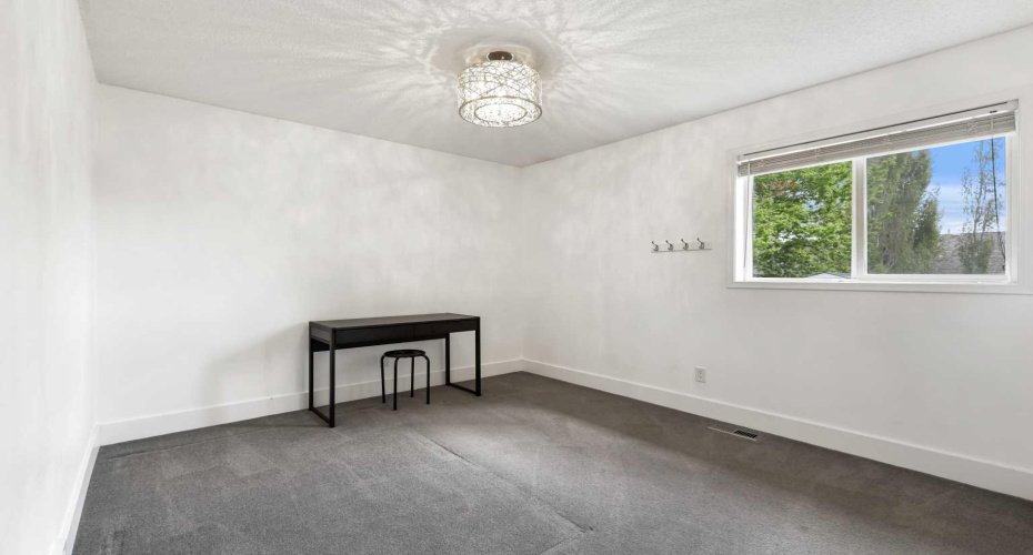 11 Strathmore Lakes Crescent, Strathmore, Alberta T1P 1L7, 5 Bedrooms Bedrooms, ,3 BathroomsBathrooms,Residential,For Sale,Strathmore Lakes,A2300402