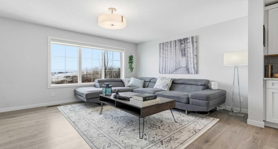 250 Fireside View, Cochrane, Alberta T4C 2M2, 2 Bedrooms Bedrooms, ,3 BathroomsBathrooms,Residential,For Sale,Fireside,A2300464