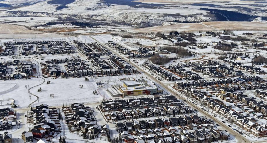 250 Fireside View, Cochrane, Alberta T4C 2M2, 2 Bedrooms Bedrooms, ,3 BathroomsBathrooms,Residential,For Sale,Fireside,A2300464