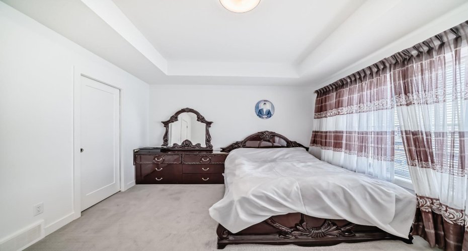 118 Chelsea Mews, Chestermere, Alberta T1X 3H2, 3 Bedrooms Bedrooms, ,3 BathroomsBathrooms,Residential,For Sale,Chelsea Mews,A2300487