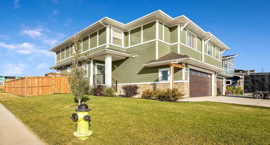 1073 Waterford Drive, Chestermere, Alberta T1X 2P7, 3 Bedrooms Bedrooms, ,3 BathroomsBathrooms,Residential,For Sale,Waterford,A2300507