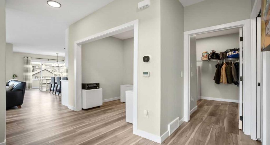 1073 Waterford Drive, Chestermere, Alberta T1X 2P7, 3 Bedrooms Bedrooms, ,3 BathroomsBathrooms,Residential,For Sale,Waterford,A2300507