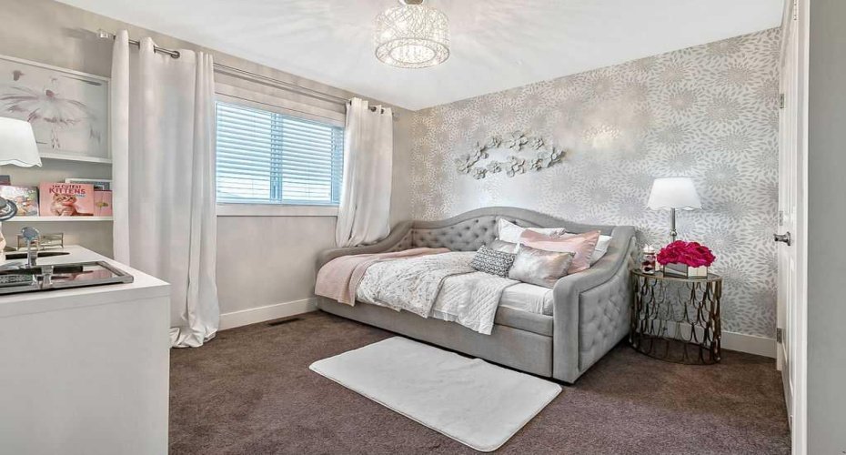 112 Kinniburgh Close, Chestermere, Alberta T1X 0R8, 4 Bedrooms Bedrooms, ,4 BathroomsBathrooms,Residential,For Sale,Kinniburgh,A2300195