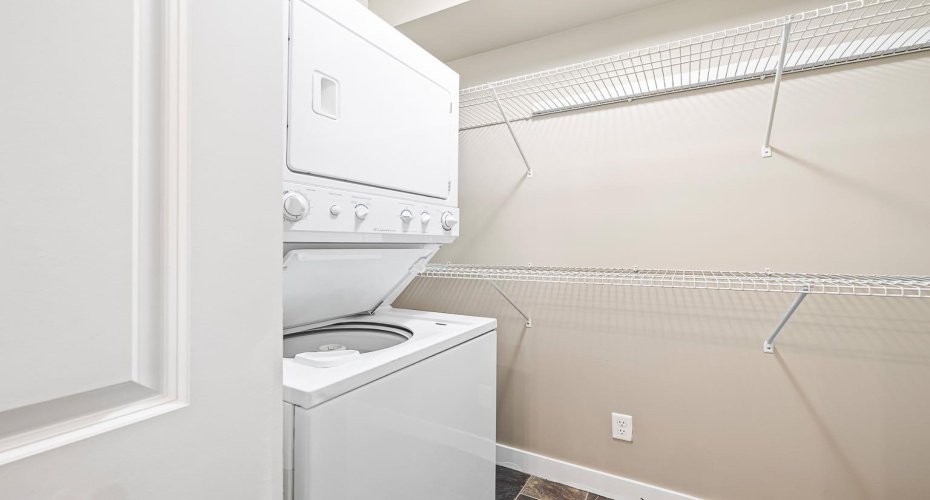 625 Glenbow Drive, Cochrane, Alberta T4C0S9, 2 Bedrooms Bedrooms, ,2 BathroomsBathrooms,Residential,For Sale,Glenbow,A2300298