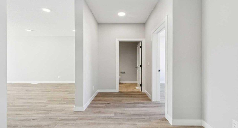 335 Fireside Drive, Cochrane, Alberta T4C 3E1, 3 Bedrooms Bedrooms, ,3 BathroomsBathrooms,Residential,For Sale,Fireside,A2300308