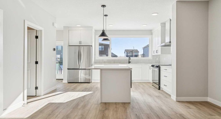 335 Fireside Drive, Cochrane, Alberta T4C 3E1, 3 Bedrooms Bedrooms, ,3 BathroomsBathrooms,Residential,For Sale,Fireside,A2300308