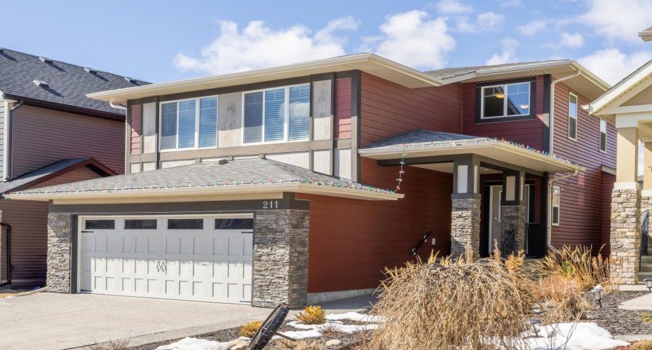 211 Mountainview Drive, Okotoks, Alberta T1S 0L6, 3 Bedrooms Bedrooms, ,4 BathroomsBathrooms,Residential,For Sale,Mountainview,A2300345