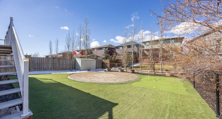 211 Mountainview Drive, Okotoks, Alberta T1S 0L6, 3 Bedrooms Bedrooms, ,4 BathroomsBathrooms,Residential,For Sale,Mountainview,A2300345