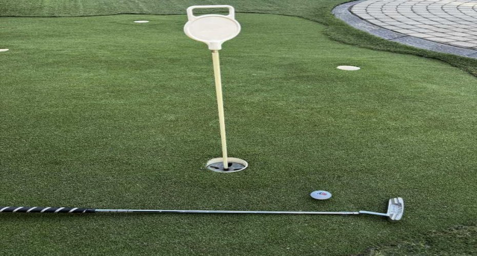 Putting Green in back green