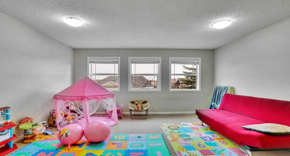 269 West Creek Boulevard, Chestermere, Alberta T1X0C6, 4 Bedrooms Bedrooms, ,3 BathroomsBathrooms,Residential,For Sale,West Creek,A2300367