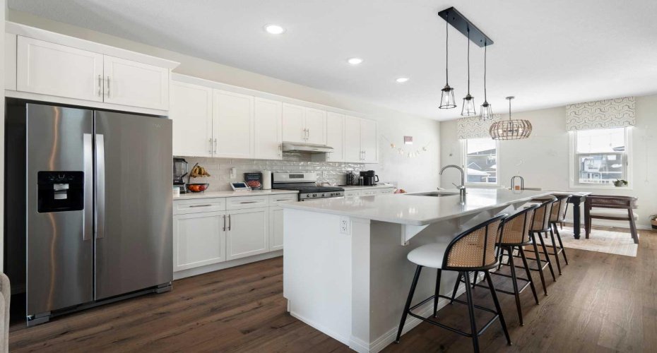 171 Chelsea Road, Chestermere, Alberta T1X 1Z3, 5 Bedrooms Bedrooms, ,4 BathroomsBathrooms,Residential,For Sale,Chelsea Road,A2299018