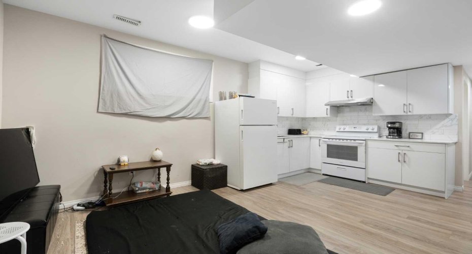 171 Chelsea Road, Chestermere, Alberta T1X 1Z3, 5 Bedrooms Bedrooms, ,4 BathroomsBathrooms,Residential,For Sale,Chelsea Road,A2299018