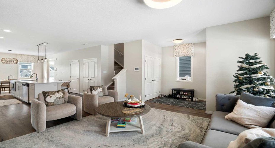 171 Chelsea Road, Chestermere, Alberta T1X 1Z3, 5 Bedrooms Bedrooms, ,4 BathroomsBathrooms,Residential,For Sale,Chelsea Road,A2299018