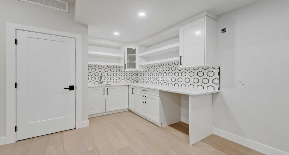 2021 26 Avenue, Calgary, Alberta T2T 1E5, 4 Bedrooms Bedrooms, ,4 BathroomsBathrooms,Residential,For Sale,26,A2298065
