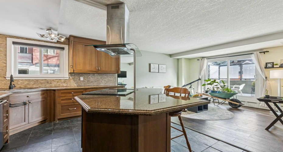 1915 26 Street, Calgary, Alberta T3E2A2, 1 Bedroom Bedrooms, ,1 BathroomBathrooms,Residential,For Sale,26,A2299863